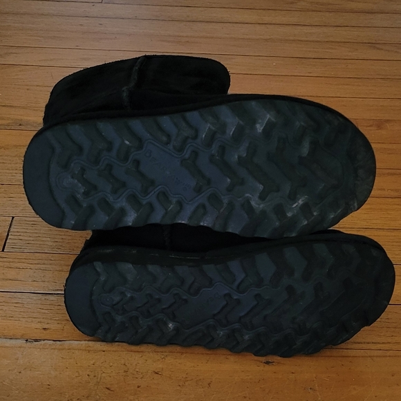 BEARPAW Elle Tall Women's Black Suede Boots Size 5 - Picture 7 of 9